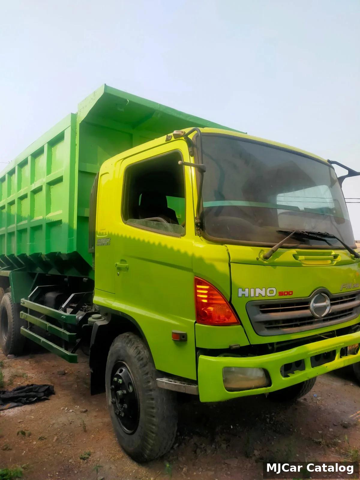 Tronton Hino FM260 6x4